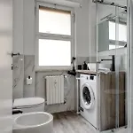 Joivy Stylish Double Near Metro Station Apartamento Milán
