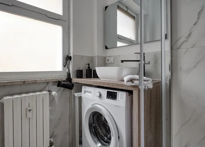 شقة Joivy Stylish Double Near Metro Station ميلان