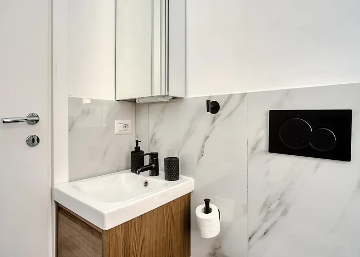شقة Joivy Stylish Double Near Metro Station ميلان