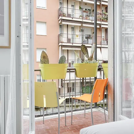 Joivy Stylish Double Near Metro Station * Milan