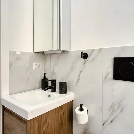 Appartement Joivy Stylish Double Near Metro Station Milan